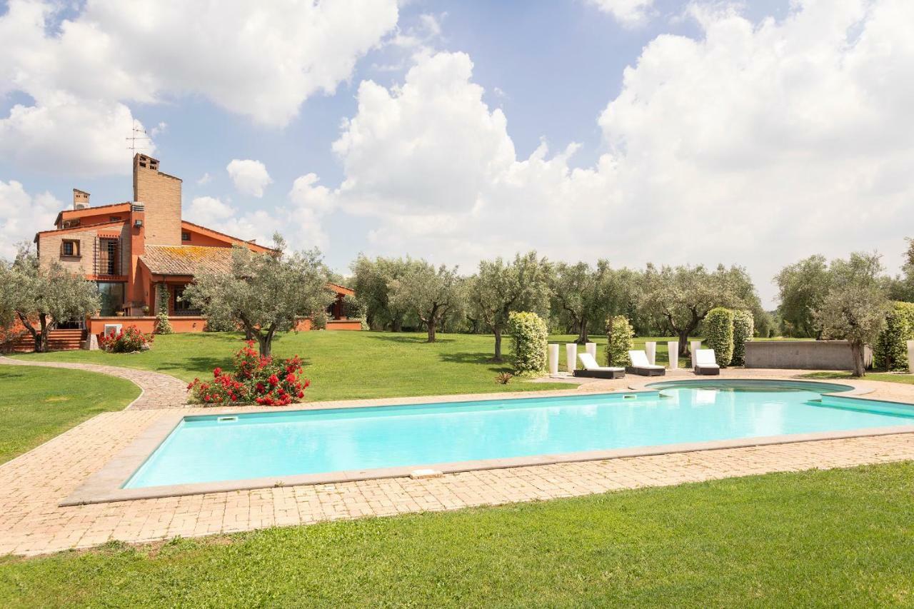 Villa In Via Della Marcigliana Casale Torre San Giovanni Exteriér fotografie