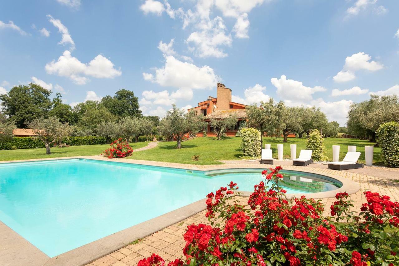 Villa In Via Della Marcigliana Casale Torre San Giovanni Exteriér fotografie