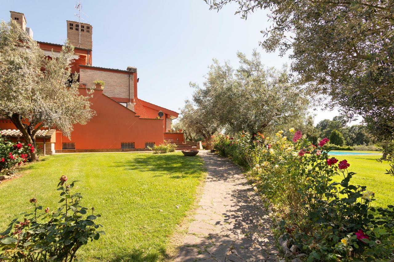 Villa In Via Della Marcigliana Casale Torre San Giovanni Exteriér fotografie